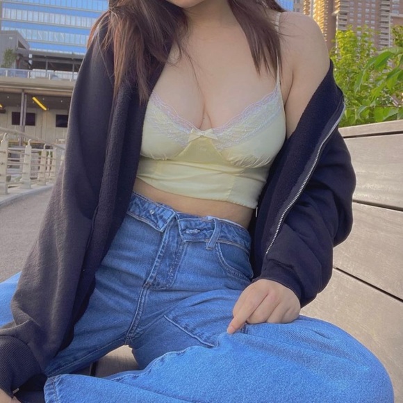 Princess Polly silk top - Picture 1 of 4